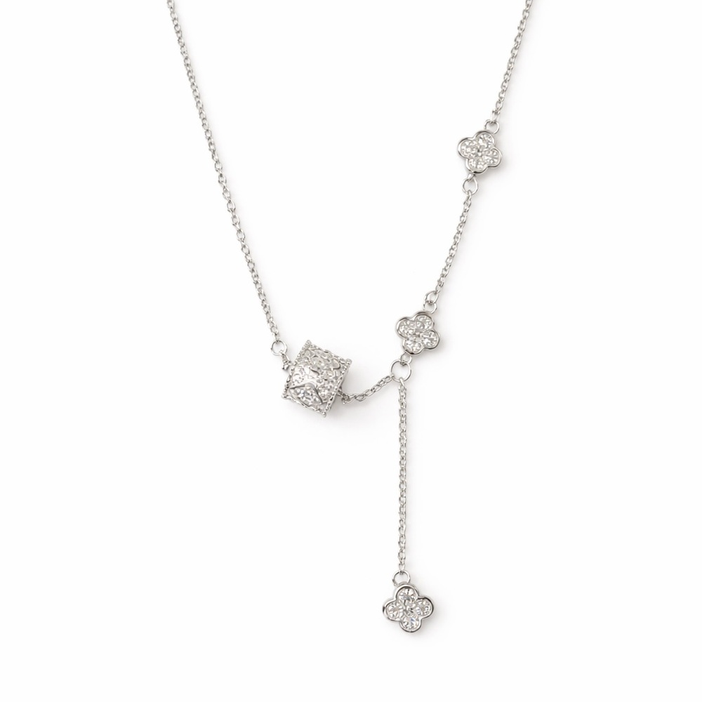 Clover Pavé Necklace – Non-Tarnish Silver